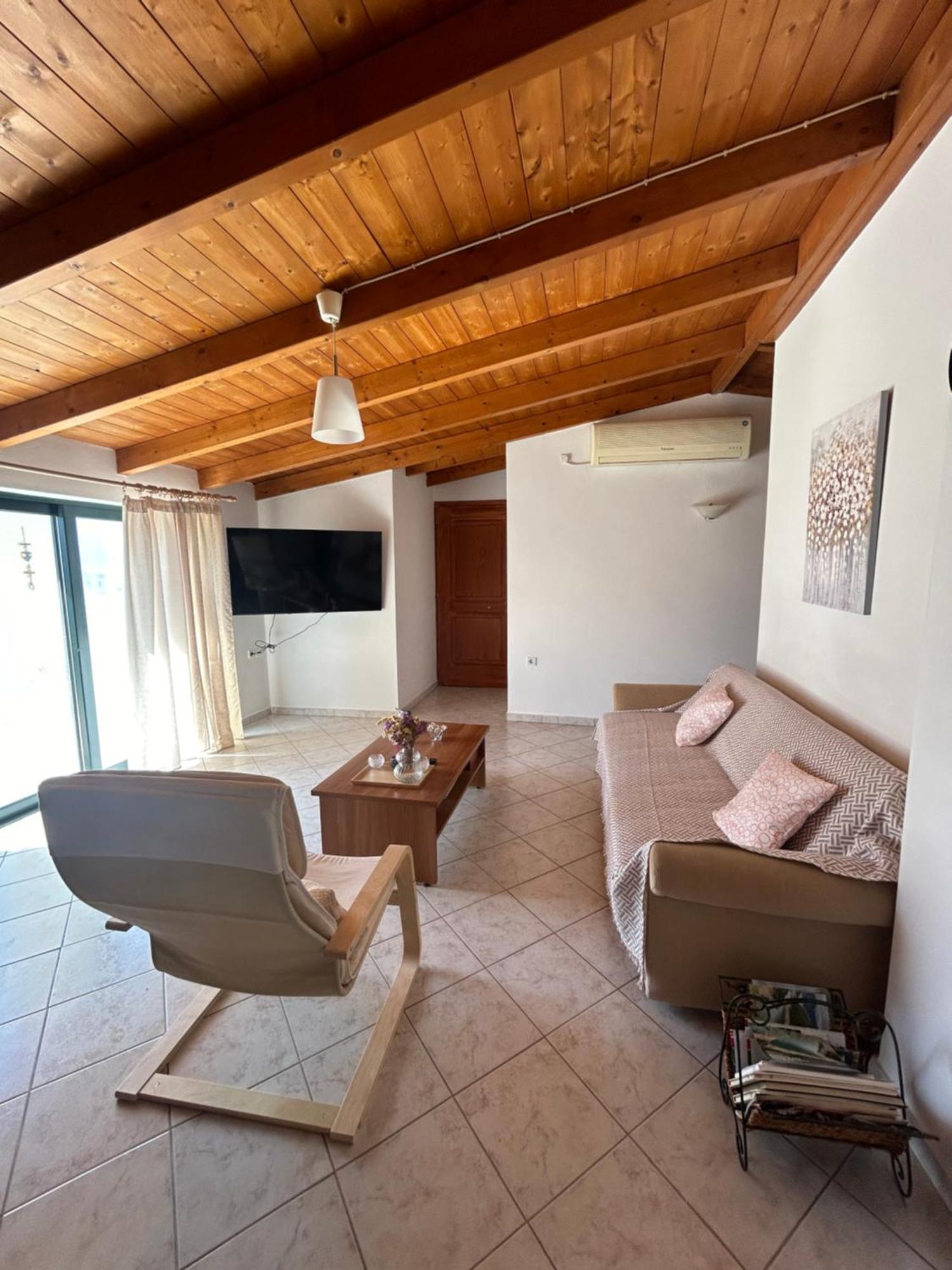 Lena S Apartment Nafpaktos Luaran gambar
